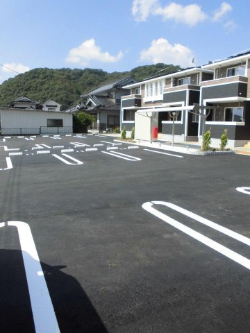 フォレットＢの駐車場