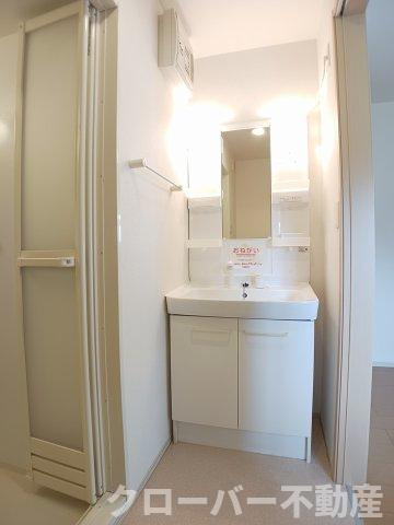 セレノ・カーサＢの洗面所