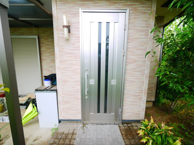 富里市十倉　平屋中古戸建の玄関|平成20年4月築２DK平屋 敷地約82坪　屋内外残置あり現況引渡し。 駐車2台可能 北東公道角地
