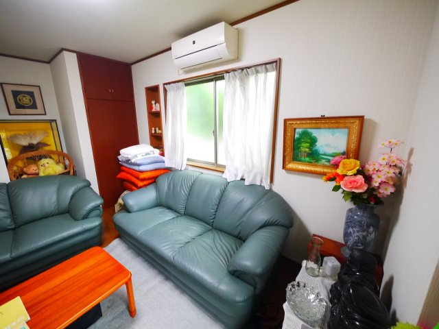 富里市十倉　平屋中古戸建の洋室|平成20年4月築２DK平屋 敷地約82坪　屋内外残置あり現況引渡し。 駐車2台可能 北東公道角地