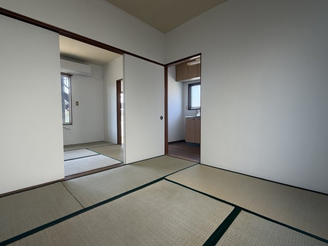 コーポササキの和室