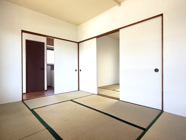 コーポササキの和室