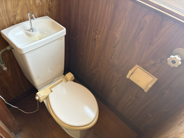 コーポササキのトイレ|暖房便座