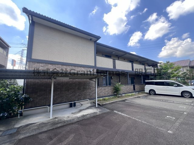 クレセントコートB棟