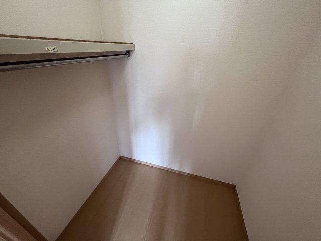 クレセントコートB棟の収納