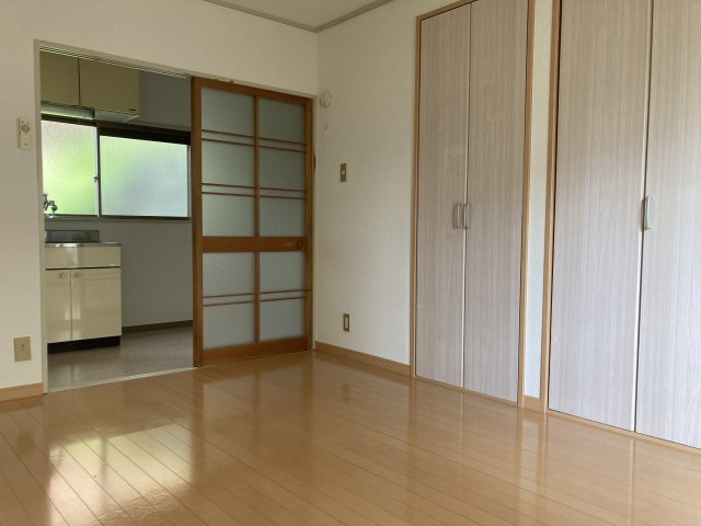 アネックス山王の居間・リビング|洋室6帖
