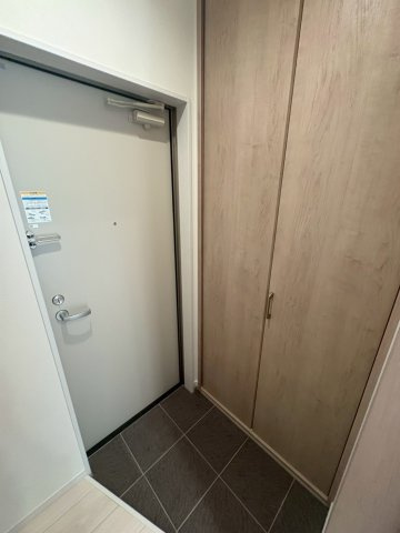ディオルモンドの玄関