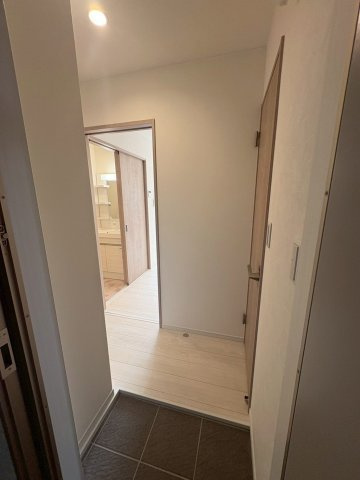 ディオルモンドの玄関