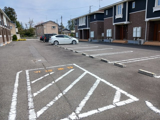 【駐車場】