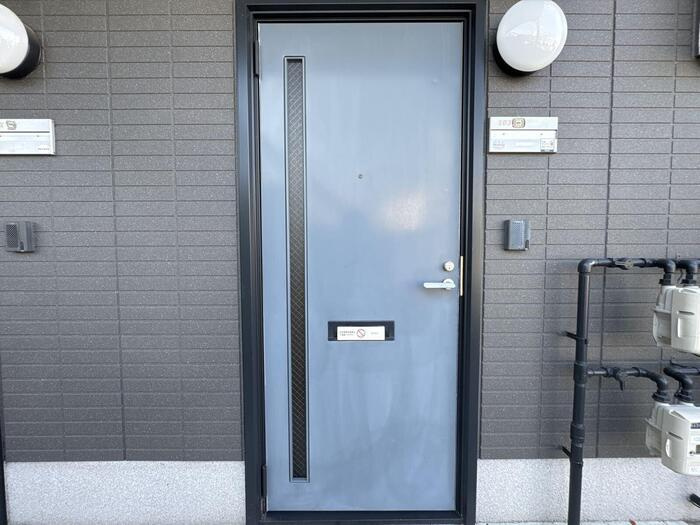 れんげハイツの玄関