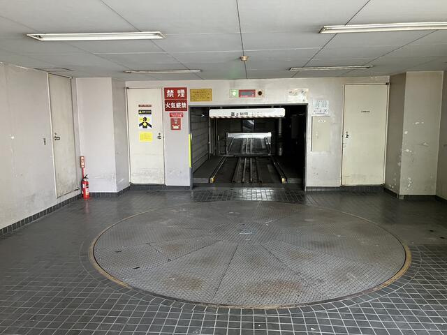 中央区日本橋小網町の事務所の駐車場| 