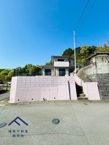 糟屋郡久山町大字山田　戸建ての前面道路含む現地写真