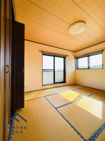 糟屋郡久山町大字山田　戸建ての洋室