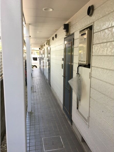 i・city大林の玄関