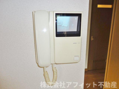 【セキュリティ】 | サン・オーレ久松 | TV付インターホン　※左右反転イメージ