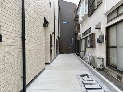 【ロビー】 | ＨＡＵＳ新中野