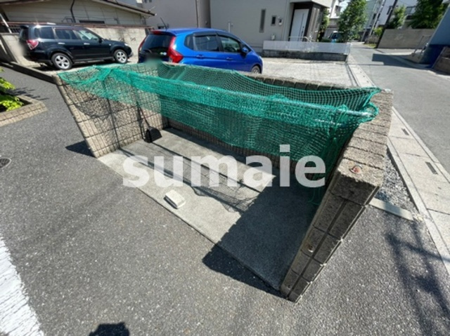 トレビナ与野本町のその他共用部分|ゴミ置き場です。
