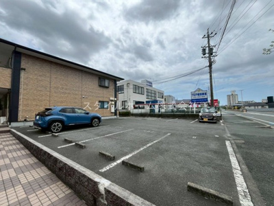 【駐車場】 | ベルバランセ鷹