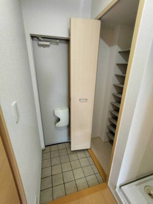 【玄関】 | ヌーベル・ソウザⅠ | シンプルで使いやすい玄関です