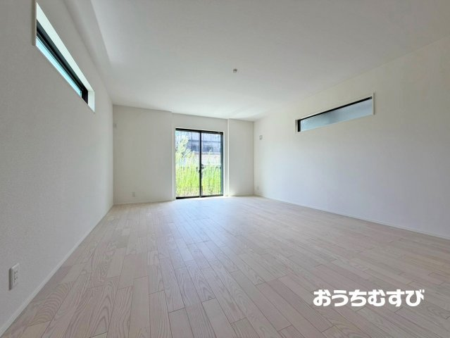 守山区松坂町0226①(全1棟)の居間・リビング
