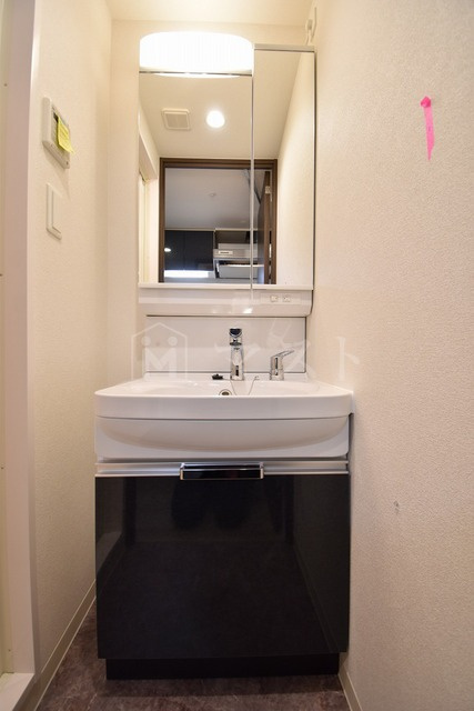 プレサンス松屋町ヴェルデスの洗面所