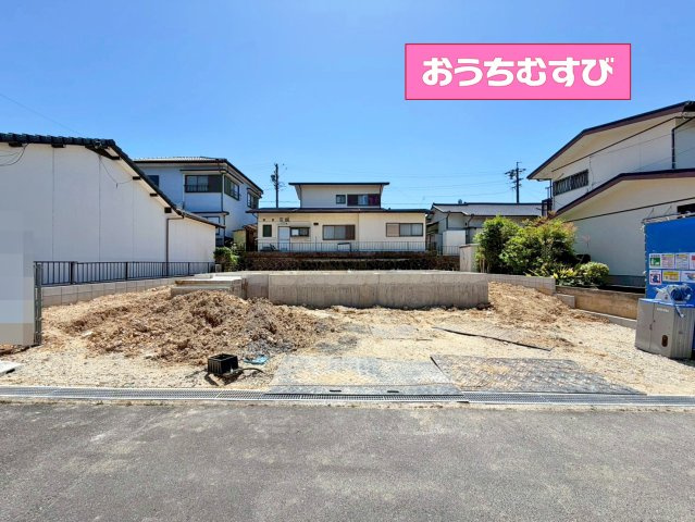 春日井市東山町5丁目（全1棟）の前面道路含む現地写真