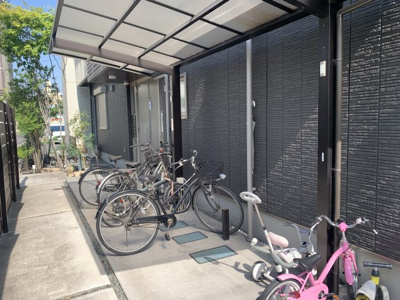 【その他共用部分】 | グランベレオ野上 | 屋根付き駐輪場