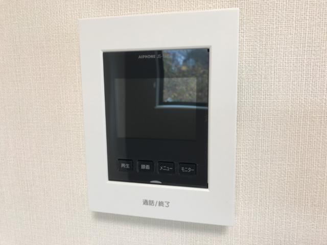 アールＵⅡの内装|カメラ付インターホン