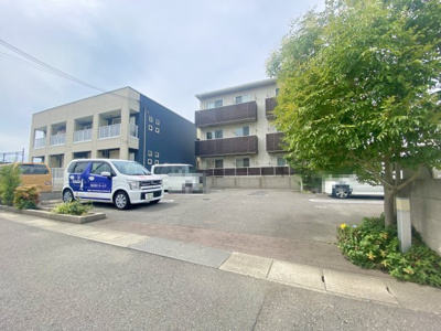 【駐車場】 | シャーメゾン名高