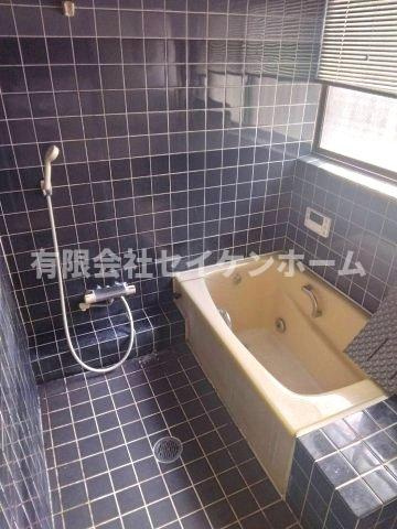 熊谷市玉井　中古住宅の浴室