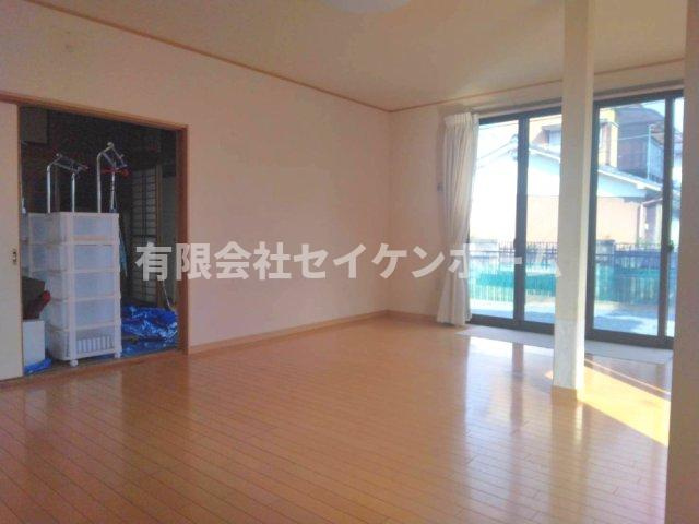 熊谷市玉井　中古住宅の洋室