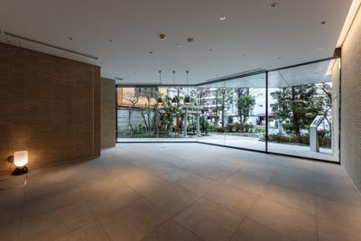 堀之内マンションのロビー