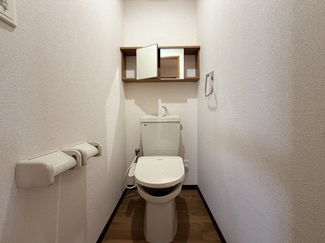 F.ロッシュのトイレ
