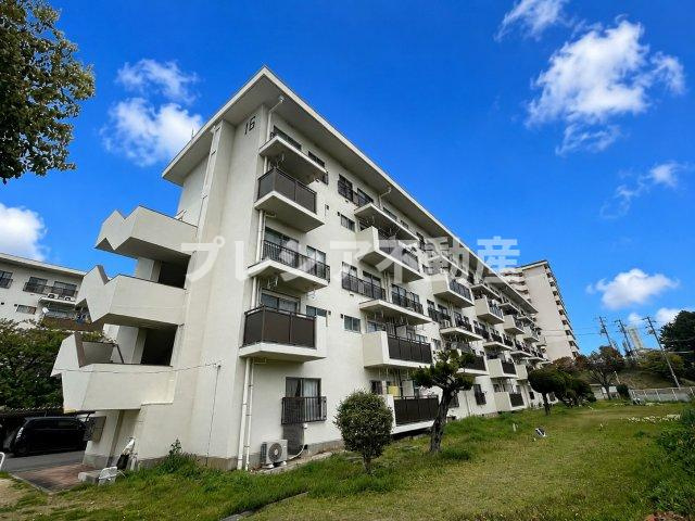 松が丘住宅16号棟