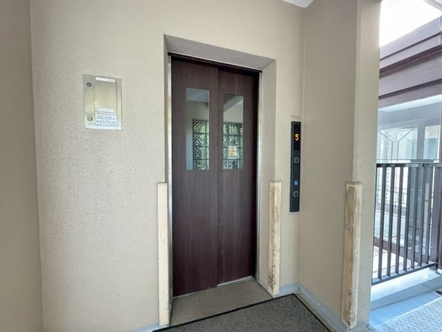 令和７年１月リフォーム完了◆全居室６帖以上の３ＬＤＫ◆収納充実◆サンシティ桂坂ロイヤル３番館のその他|エレベーター