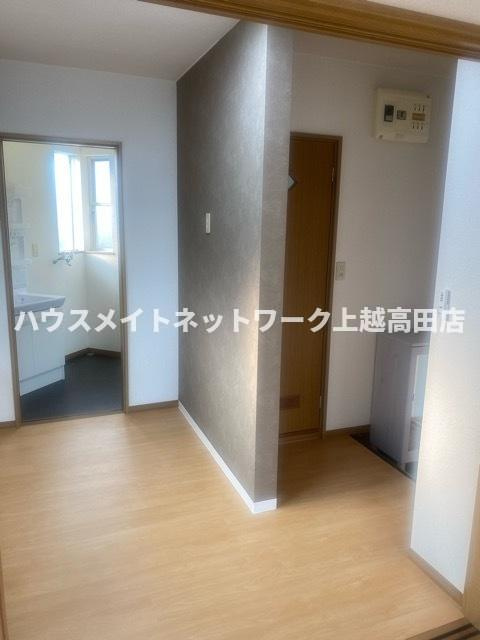 メゾン・ド・シャトーⅡのキッチン|キッチン前