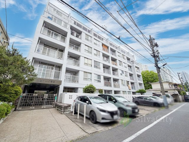 三田コーポラス