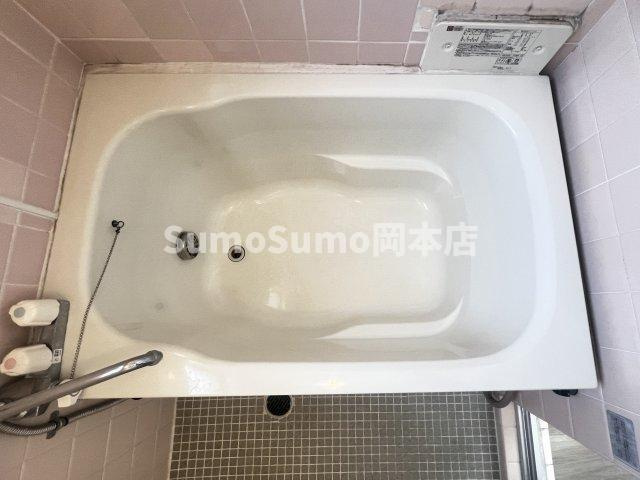 みやマンションの浴室|落ち着いた空間のお風呂です
