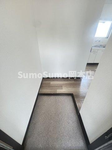 みやマンションの玄関|シンプルで使いやすい玄関です
