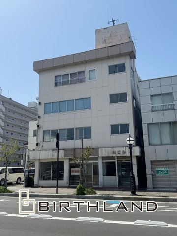 想定年間賃料　144万　想定利回り　33.4％　鉄骨造