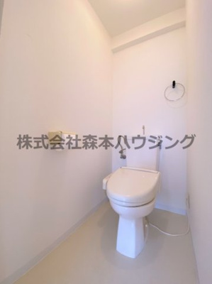 【トイレ】 | 　メゾン・ローゼ | ゆったりとした空間のトイレです