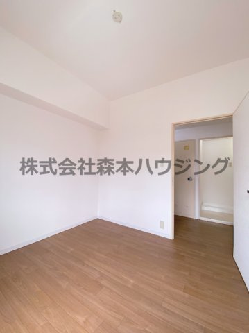 【洋室】 | 　メゾン・ローゼ | きれいな洋室です