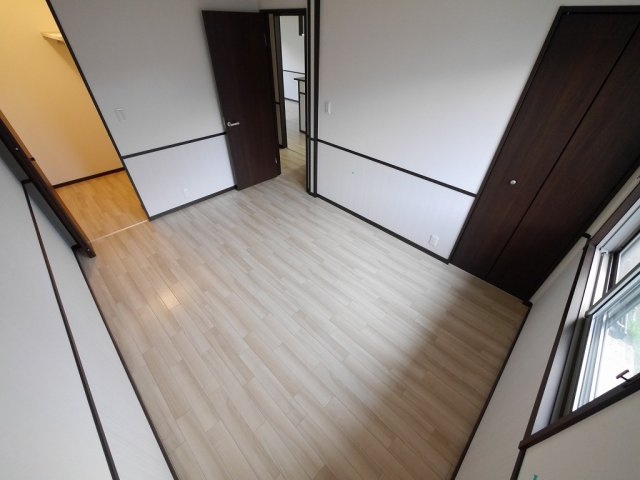 フレッツァ神戸山田の寝室