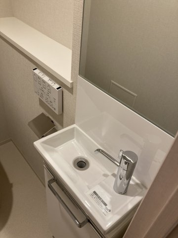 オープンレジデンシア中野ステーションサイドのトイレ|トイレもきれいです