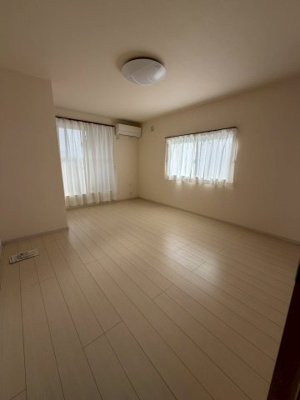 【寝室】 | 龍舞町一戸建て