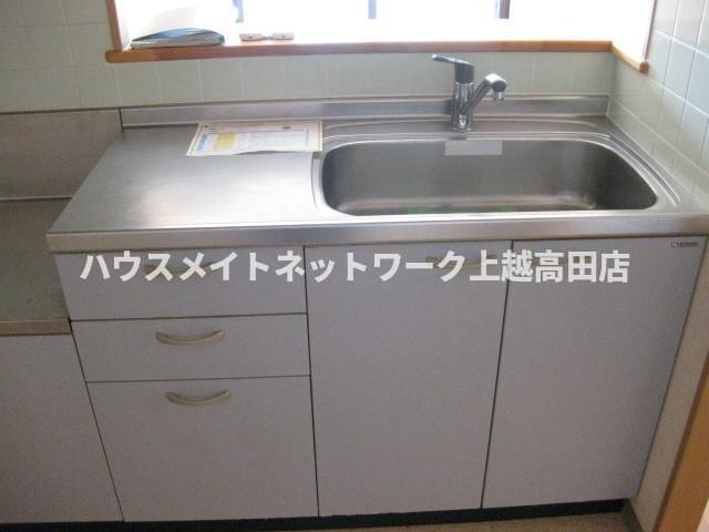 ベロウ上越のキッチン|キッチン
