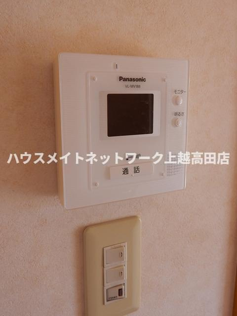 ベロウ上越のセキュリティ|モニターホン