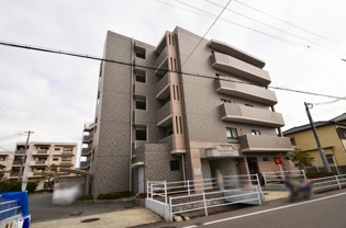 エスリード西宮北口の外観