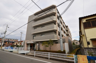 エスリード西宮北口の外観