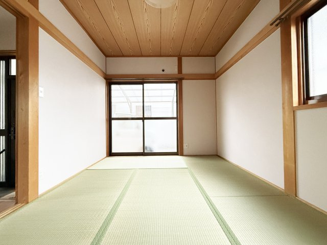 一宮中町貸家の和室